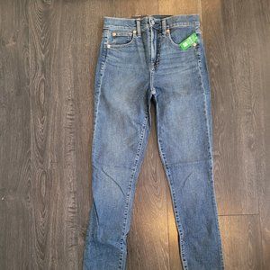 GAP 27Tall